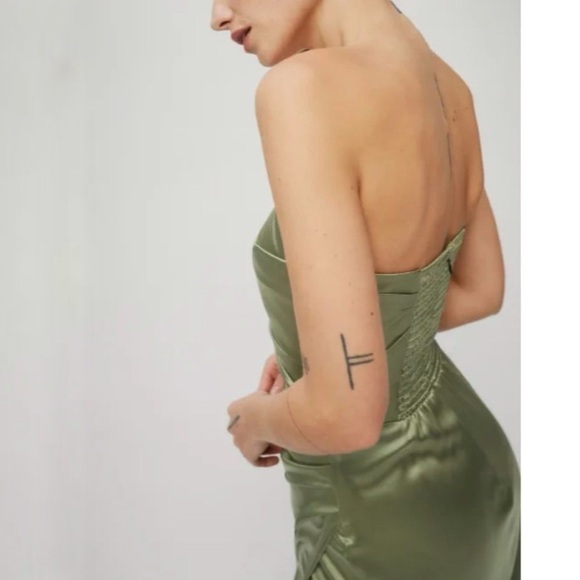 Reformation Barrow Silk Dress in Artichoke size 6 NWT - Picture 3 of 8